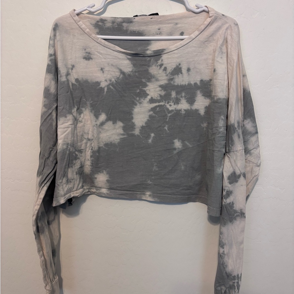 Tie-Dye Long Sleeve Crop Top